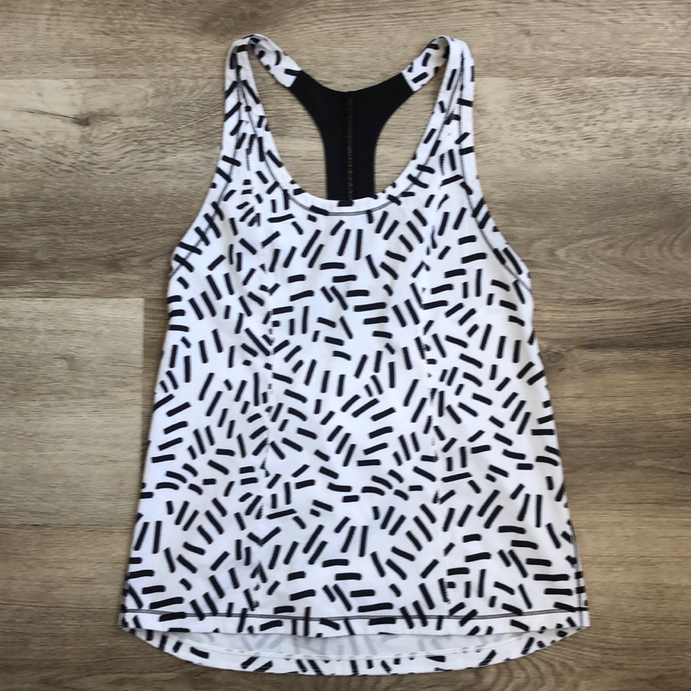 Lululemon seawheeze 2015 lightened up singlet size 4